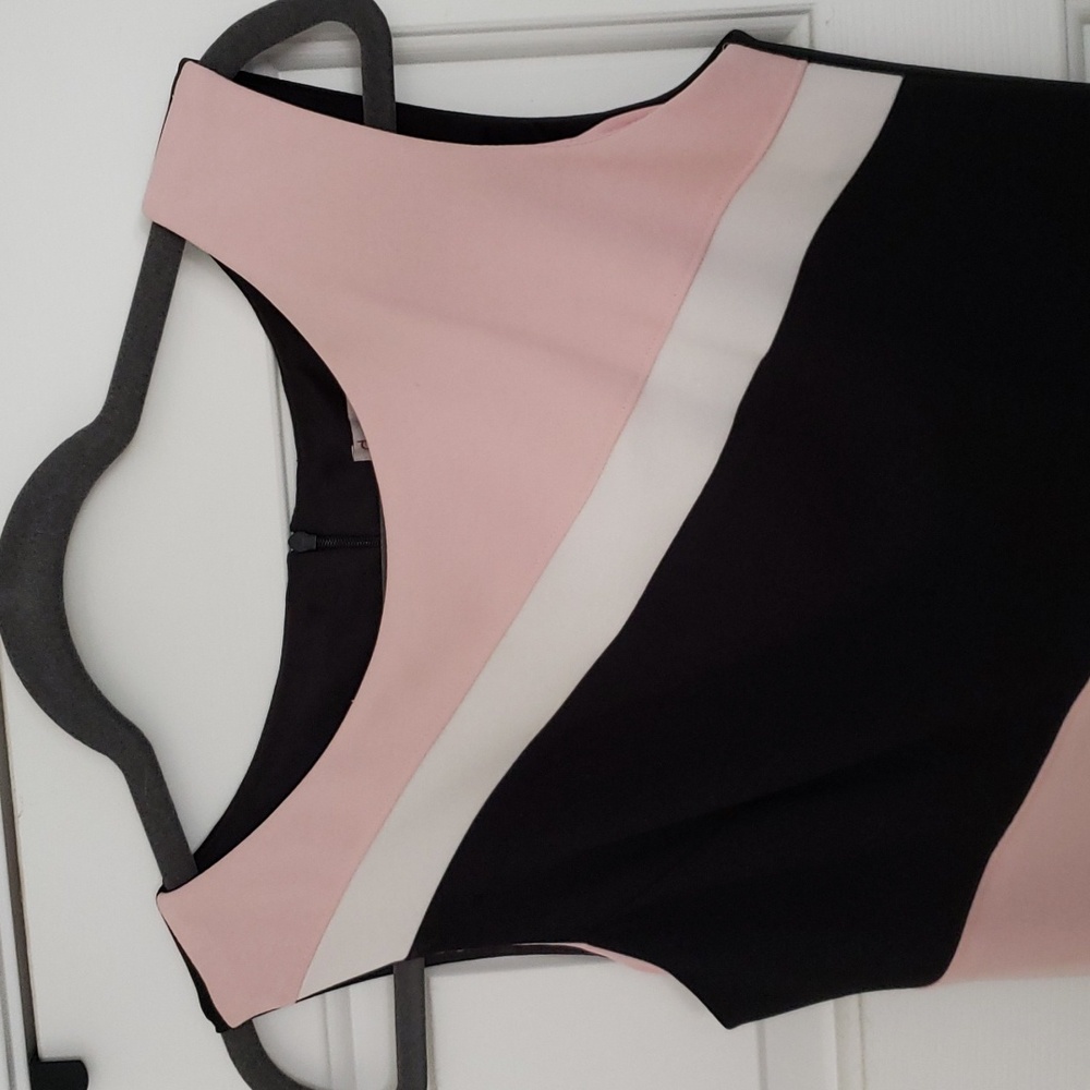 CB Dress - Picture 4 of 8